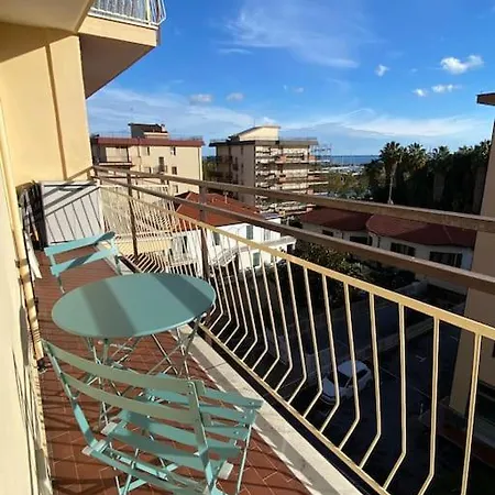 Casa Arvenig Apartment *