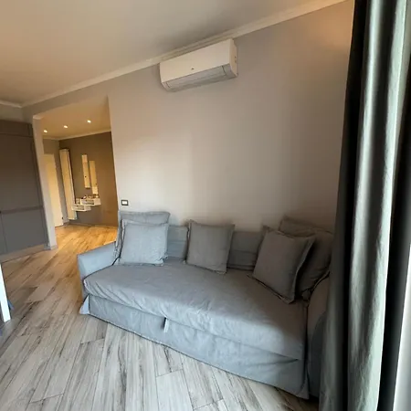 Casa Arvenig * Arma di Taggia